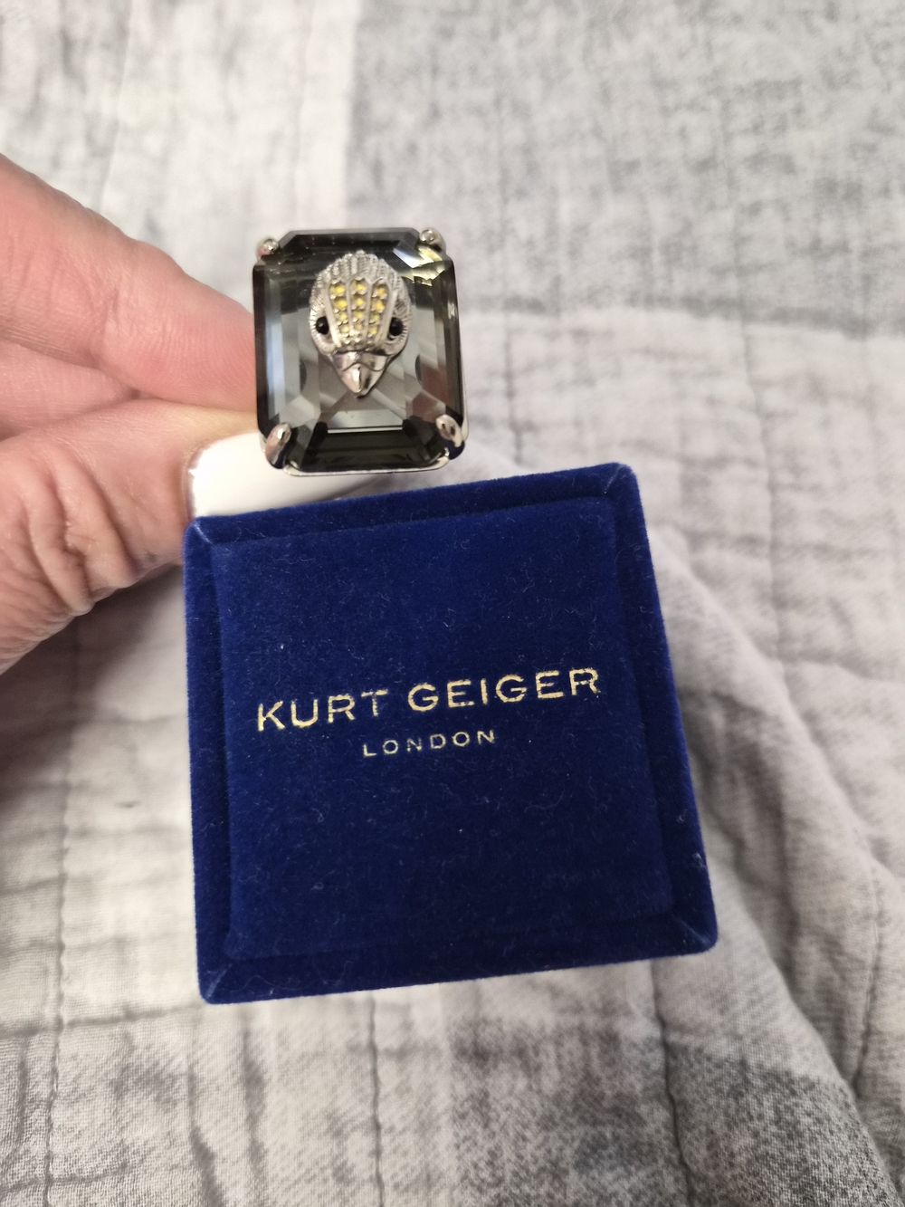 NWOT Kurt Geiger Silver-Tone Black & Clear Crystal Bird Ring Size 9